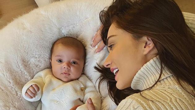 Amy Jackson twins with son Andreas in white, calls him the ‘light of my ...