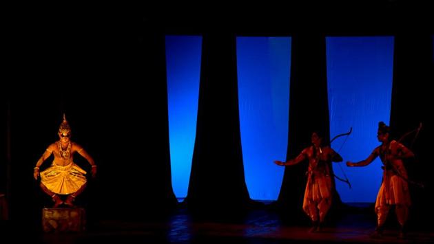 Artists perform a dance drama called Choodamani Pradanam organised by Nrityayatri at Bal Gandharva Ranga Mandir drama theatre, in Pune, Maharashtra. (Sanket Wankhade / HT Photo)