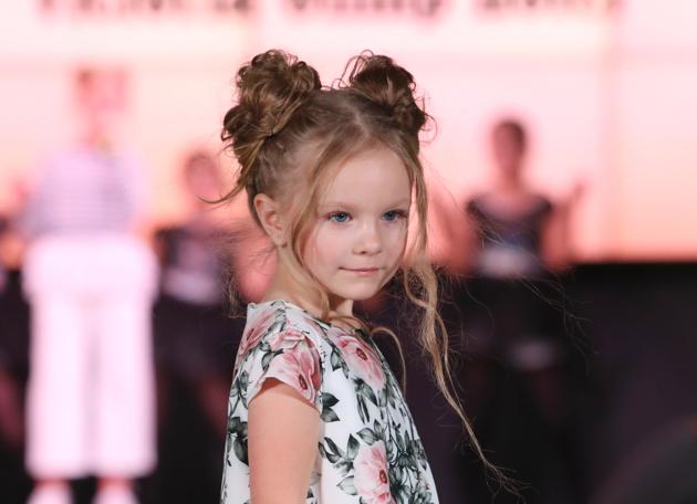 MINSK, Nov. 23, 2019 (Xinhua) -- A child model presents new children’s wear during the Kids Fashion Zone, a children’s wear sale exhibition for charity, in Minsk, Belarus, Nov. 23, 2019. The activity was held here to mark the World Children’s Day of 2019. (Xinhua/Henadz Zhinkov/IANS) (Xinhua)