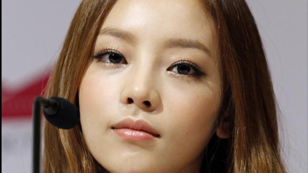 South Korea's pop girl group KARA's Goo Hara at a press conference in Singapore.(AP)