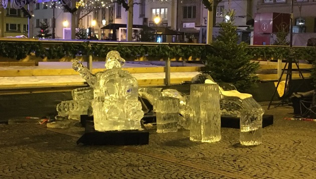 A two-year-old boy was killed by a falling ice sculpture as families enjoyed holiday shopping at Luxembourg city’s Christmas market.(Police Luxembourg/Twitter) A two-year-old boy was killed by a falling ice sculpture as families enjoyed holiday shopping at Luxembourg city’s Christmas market.(Police Luxembourg/Twitter)
