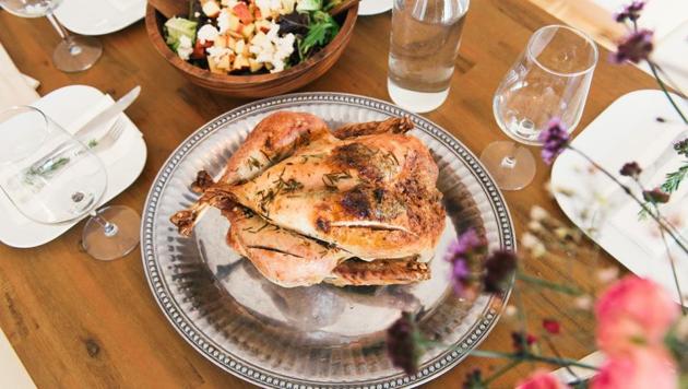 Go ahead and rinse your cranberries, potatoes and green beans. But food experts say don’t — repeat don’t — wash the turkey before popping it in the oven on Thanksgiving Day. (Unsplash) Go ahead and rinse your cranberries, potatoes and green beans. But food experts say don’t — repeat don’t — wash the turkey before popping it in the oven on Thanksgiving Day. (Unsplash)