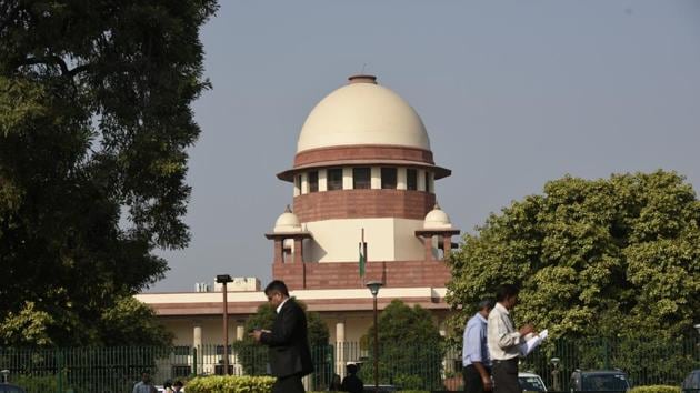 The three-judge bench of justice NV Ramana, justice Ashok Bhushan and justice Sanjiv Khanna heard the petition filed by the Sena, NCP and Congress seeking directions to Maharashtra Governor Bhagat Singh Koshyari to hold an immediate floor test for the second day on Monday.(Burhaan Kinu/HT PHOTO)