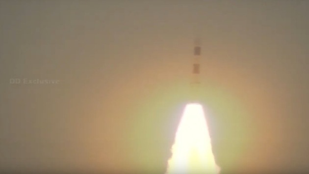 ISRO’s PSLV-47 rocket launched India’s Cartosat-3 and 13 US nanosatellites from Sriharikota on Nov 27, 2019.(ISRO / Twiiter) ISRO’s PSLV-47 rocket launched India’s Cartosat-3 and 13 US nanosatellites from Sriharikota on Nov 27, 2019.(ISRO / Twiiter)