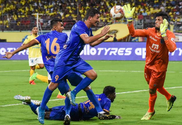 Mumbai City FC players in action(PTI) Mumbai City FC players in action(PTI)