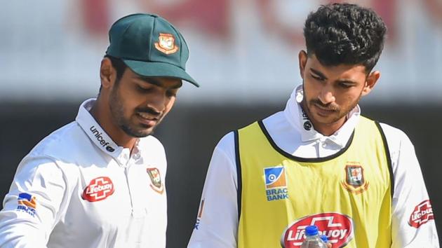 Saif Hassan gets treatment after suffering an injury.(PTI) Saif Hassan gets treatment after suffering an injury.(PTI)
