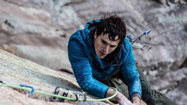 Witnesses said the men had finished climbing the 900-meter (2,300-foot) summit and were rappelling back down when the accident occurred.(Facebook/ Brad Gobright) Witnesses said the men had finished climbing the 900-meter (2,300-foot) summit and were rappelling back down when the accident occurred.(Facebook/ Brad Gobright)