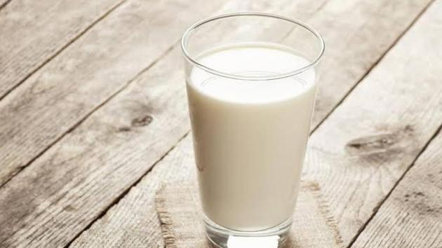 A video of the incident where 81 students of a government primary school in Uttar Pradesh’s Chopan area were allegedly served a litre of milk mixed with a bucket of water as part of the mid-day meal had emerged on Thursday, after which district magistrate S Rajlingam inspected the school and constituted a two-member committee to probe the matter and submit a report.(HT File) A video of the incident where 81 students of a government primary school in Uttar Pradesh’s Chopan area were allegedly served a litre of milk mixed with a bucket of water as part of the mid-day meal had emerged on Thursday, after which district magistrate S Rajlingam inspected the school and constituted a two-member committee to probe the matter and submit a report.(HT File)