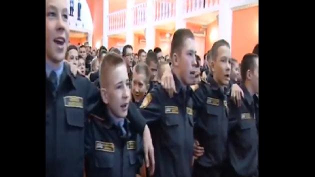 The image shows Russian cadets singing Mohammed Rafi’s Aye Watan.(Twitter)