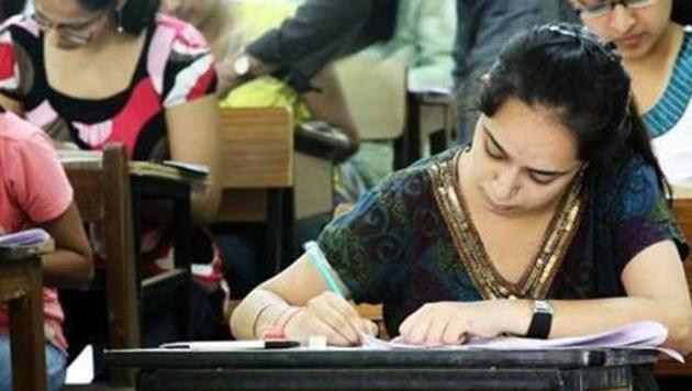 Punjab Minister said that if Punjabi language is not included in the list of languages of this test, hundreds of students from Punjab would not be able to take admissions in the prestigious engineering colleges of the country. (HT file) Punjab Minister said that if Punjabi language is not included in the list of languages of this test, hundreds of students from Punjab would not be able to take admissions in the prestigious engineering colleges of the country. (HT file)