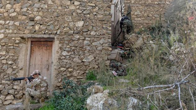 The exact nature of links between IS in Afghanistan and the Middle East remains unclear, but IS-K first emerged in the region in 2014, largely made up of disaffected fighters from the Taliban and other jihadist groups in Afghanistan, Pakistan and Central Asia. IS-K fighters coalesced in the hilly district of Achin in Nangarhar in 2015, the first time they controlled territory inside Afghanistan. (Noorullah Shirzada / AFP)