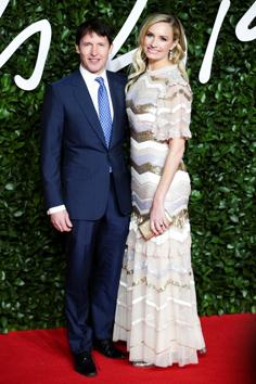Singer James Blunt and his wife Sofia Wellesley pose as they arrive at the Fashion Awards 2019 in London, Britain December 2, 2019. REUTERS/Lisi Niesner (REUTERS)