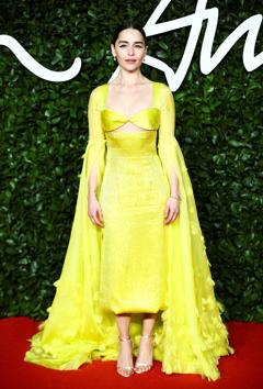 Actor Emilia Clarke poses as she arrives at the Fashion Awards 2019 in London, Britain December 2, 2019. REUTERS/Lisi Niesner (REUTERS)
