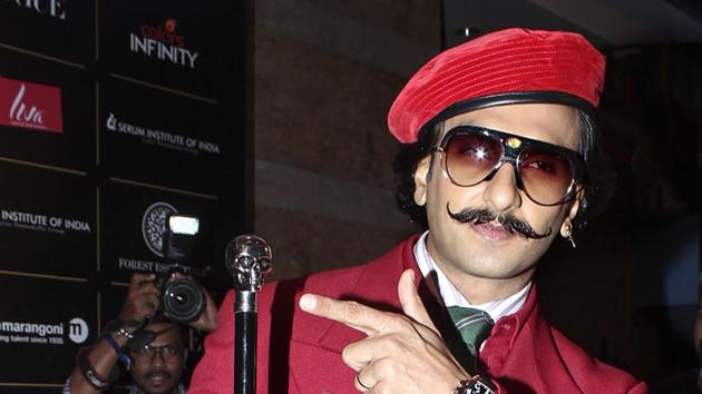 Ranveer Singh at the red carpet of Vogue Women of the Year 2019.(PTI)