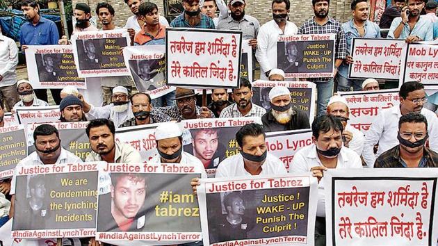 Mumbai residents protest against Jharkhand Police who dropped murder charges against the accused in the Tabrez Ansari’s lynching case, in Thane on September 14, 2019.