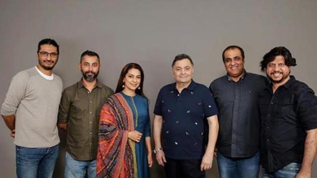 Rishi Kapoor and Juhi Chawla reunite for the film after 10 years. Rishi Kapoor and Juhi Chawla reunite for the film after 10 years.