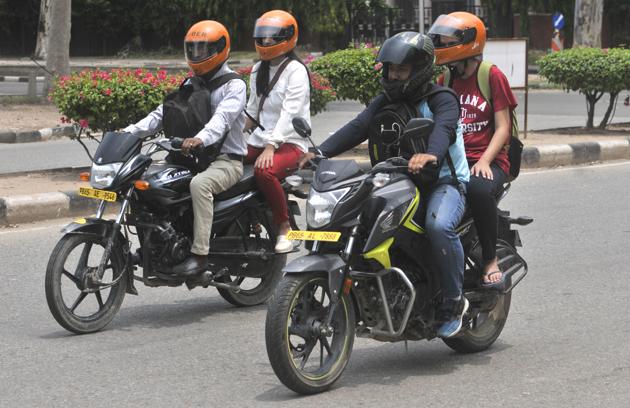 Youth in Assam are offering to safely ride stranded woman home in the wake of the Hyderabad rape and murder case.(HT Photo/Representative) Youth in Assam are offering to safely ride stranded woman home in the wake of the Hyderabad rape and murder case.(HT Photo/Representative)