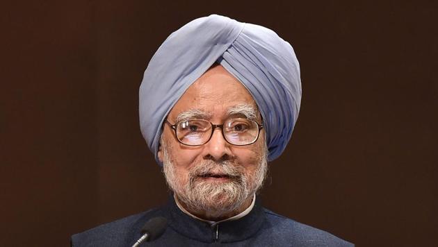 Former prime minister Manmohan Singh was addressing a function to mark the 100th birth anniversary of Gujral, one of his predecessors.(PTI) Former prime minister Manmohan Singh was addressing a function to mark the 100th birth anniversary of Gujral, one of his predecessors.(PTI)