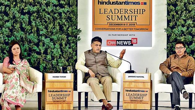 Mahua Moitra, Member of Parliament, Manish Tewari, Member of Parliament, Jamyang Namgyal, Member of Parliament and Sunetra Choudhury, National Political Editor, Hindustan Times during the Hindustan Times Leadership Summit at Taj Palace in New Delhi.(Sanchit Khanna/ Hindustan Times)