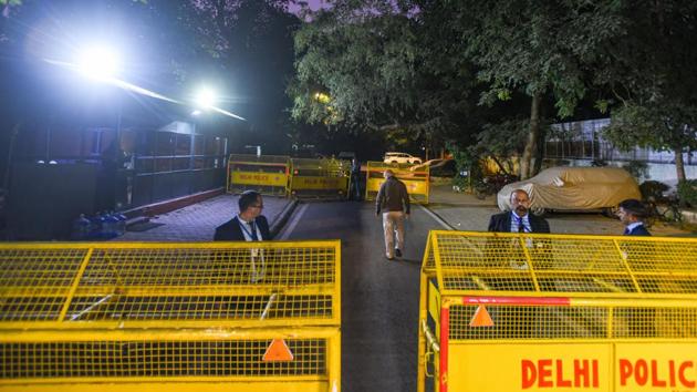 Delhi Police barricades are seen outside Priyanka Gandhi’s residence after the removal of SPG security and a security breach, at Lodhi Road, in New Delhi. A car drove right up to the porch near the garden at Gandhi’s home with three men, three women and a girl coming out of the vehicle, reports said. They walked up to Priyanka Gandhi and asked for photos to be taken with her. (Amal KS / HT Photo) Delhi Police barricades are seen outside Priyanka Gandhi’s residence after the removal of SPG security and a security breach, at Lodhi Road, in New Delhi. A car drove right up to the porch near the garden at Gandhi’s home with three men, three women and a girl coming out of the vehicle, reports said. They walked up to Priyanka Gandhi and asked for photos to be taken with her. (Amal KS / HT Photo)