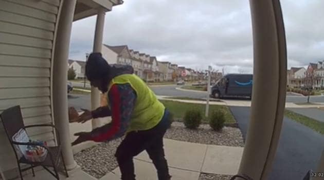 Amazon delivery man’s surprised reaction on spotting the holiday basket. (Facebook/Kathy Ouma) Amazon delivery man’s surprised reaction on spotting the holiday basket. (Facebook/Kathy Ouma)
