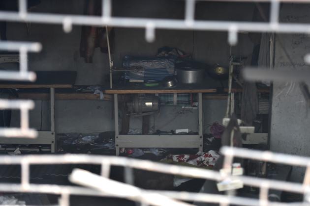 The Anaj Mandi fire has shaken Delhi’s citizens. Poor migrant workers, in search of livelihoods, cramped in a small space, after a week of rigorous work, suddenly found themselves choking to death(Sanchit Khanna/HT PHOTO)