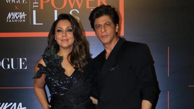 gauri: Shah Rukh Khan turns cheerleader for wife Gauri at the launch of her  coffee table book 'My Life in Design' - The Economic Times