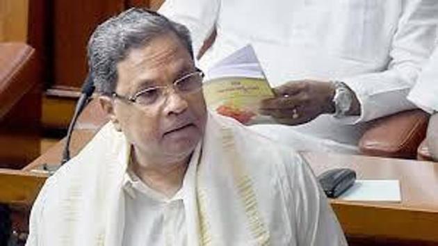 In a letter addressed to Congress president Sonia Gandhi, Siddaramaiah said: “I express my sincere regrets for not being able to give satisfactory results in the recently concluded by-elections held to Karnataka Legislative Assembly despite my sincere efforts. I deem it necessary to step down as leader of CLP by taking moral responsibility.” (HT Archive) In a letter addressed to Congress president Sonia Gandhi, Siddaramaiah said: “I express my sincere regrets for not being able to give satisfactory results in the recently concluded by-elections held to Karnataka Legislative Assembly despite my sincere efforts. I deem it necessary to step down as leader of CLP by taking moral responsibility.” (HT Archive)
