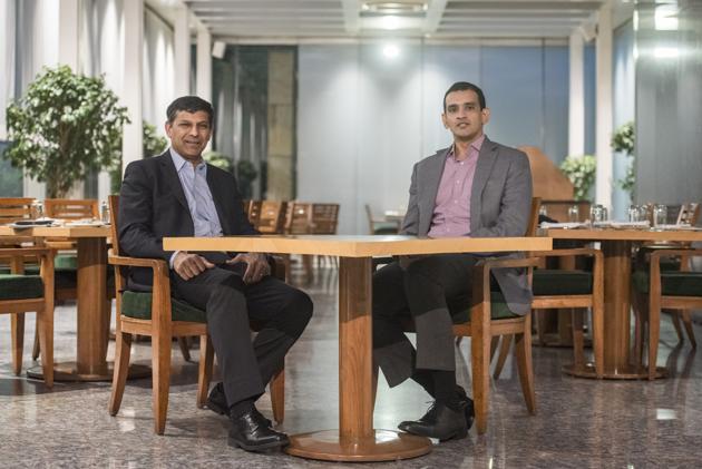 Former RBI governer Raghuram Rajan and Kapil Viswanathan in Mumbai. (Aalok Soni / HT Photo) Former RBI governer Raghuram Rajan and Kapil Viswanathan in Mumbai. (Aalok Soni / HT Photo)