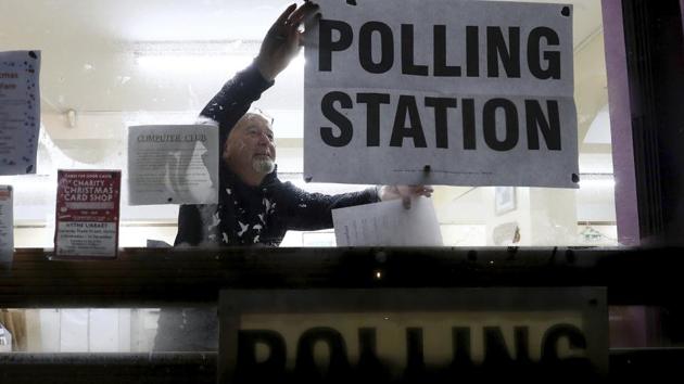 A polling station is set-up as voters go to the polls in a General Election, in Lydd, southern England, Thursday Dec. 12, 2019. (AP file photo) A polling station is set-up as voters go to the polls in a General Election, in Lydd, southern England, Thursday Dec. 12, 2019. (AP file photo)