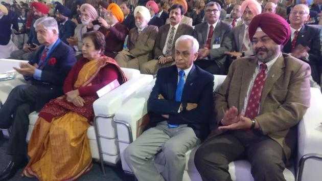 Former army chief General VP Malik with wife Ranjana, former navy chief admiral Sunil Lanba and former air chief BS Dhanoa at the inauguration of the three-day Military Literature Festival being organised along the Sukhna Lake in Chandigarh on Friday. (Twitter) Former army chief General VP Malik with wife Ranjana, former navy chief admiral Sunil Lanba and former air chief BS Dhanoa at the inauguration of the three-day Military Literature Festival being organised along the Sukhna Lake in Chandigarh on Friday. (Twitter)