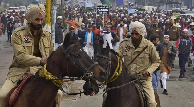 Members of Muslim community carrying out a protest march in Ludhiana on Saturday. (Gurpreet Singh/HT) Members of Muslim community carrying out a protest march in Ludhiana on Saturday. (Gurpreet Singh/HT)