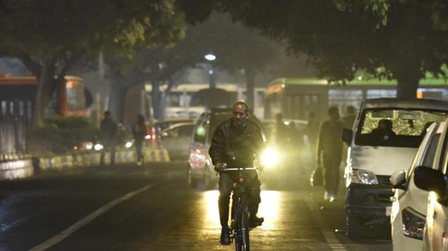 Heavy rainfall hit the national capital on Thursday evening, and continued in several parts of the city through Friday. (Sonu Mehta/HT PHOTO) Heavy rainfall hit the national capital on Thursday evening, and continued in several parts of the city through Friday. (Sonu Mehta/HT PHOTO)