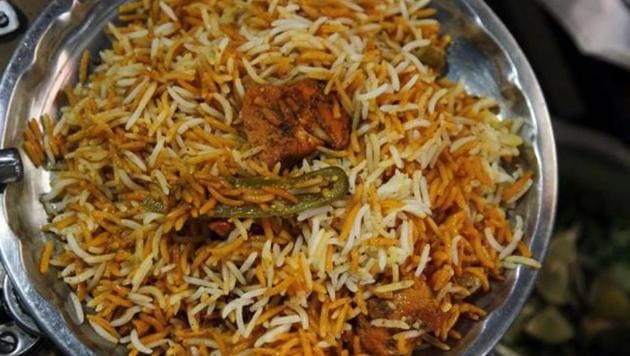 Dum biryani at Pehelwan Biryani in Chitli Qabar Bazar is priced at ₹120/kg. (REPRESENTATIONAL IMAGE) (Waseem Gashroo/HT) Dum biryani at Pehelwan Biryani in Chitli Qabar Bazar is priced at ₹120/kg. (REPRESENTATIONAL IMAGE) (Waseem Gashroo/HT)