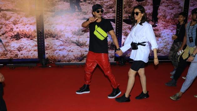 Ranveer Singh, Deepika Padukone at U2 concert. (Varinder Chawla) Ranveer Singh, Deepika Padukone at U2 concert. (Varinder Chawla)