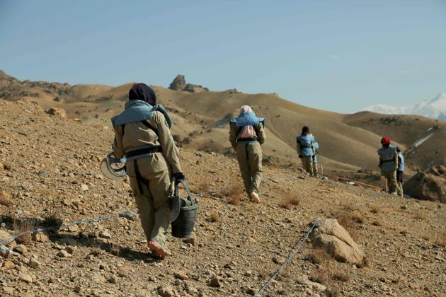 While heading down the mountain, the team finds a gang of children playing outside the village’s modest school. Nahida, 11, smiles shyly under the little white scarf covering her hair. She remembers Moujtaba well. “He was my cousin. I cried when I learned that he was dead,” she said. Asked if she knew anything about the war with the Soviets, she replied: “I don’t know where the bombs came from.” (AFP) While heading down the mountain, the team finds a gang of children playing outside the village’s modest school. Nahida, 11, smiles shyly under the little white scarf covering her hair. She remembers Moujtaba well. “He was my cousin. I cried when I learned that he was dead,” she said. Asked if she knew anything about the war with the Soviets, she replied: “I don’t know where the bombs came from.” (AFP)