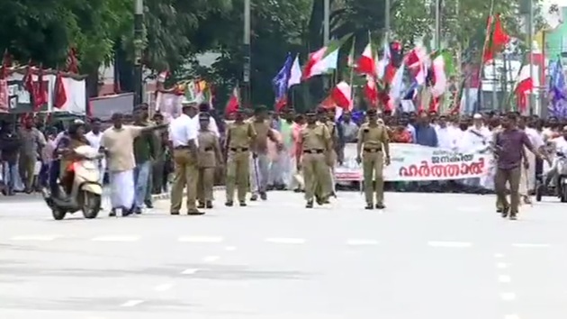 A shut down call was given by various organisations in Kerala, Dec 17, 2019. (ANI / Twitter) A shut down call was given by various organisations in Kerala, Dec 17, 2019. (ANI / Twitter)