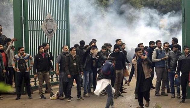 Some police officers said the situation went out of control because of instant “change in strategies” that senior officers made while handling the protest. (AP) Some police officers said the situation went out of control because of instant “change in strategies” that senior officers made while handling the protest. (AP)