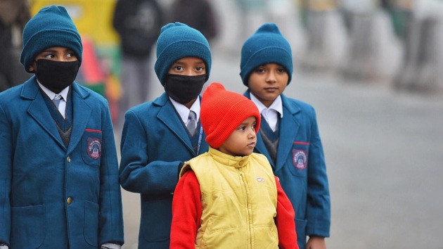 Scientists have warned that an impending western disturbance on December 18 will bring rain and snowfall in many of states in north India, and its impact will bring down the temperature in Delhi further.(Raj K Raj / HT Photo)