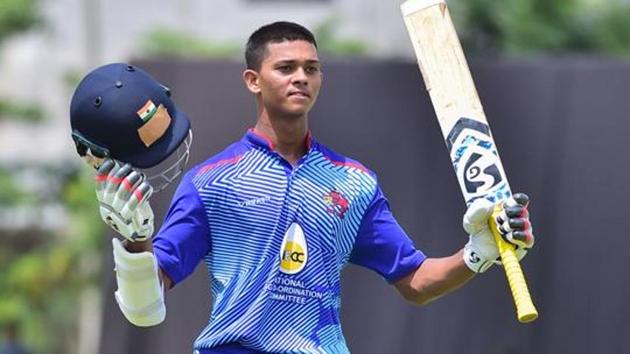 Yashasvi Jaiswal celebrates his double-century.(PTI) Yashasvi Jaiswal celebrates his double-century.(PTI)