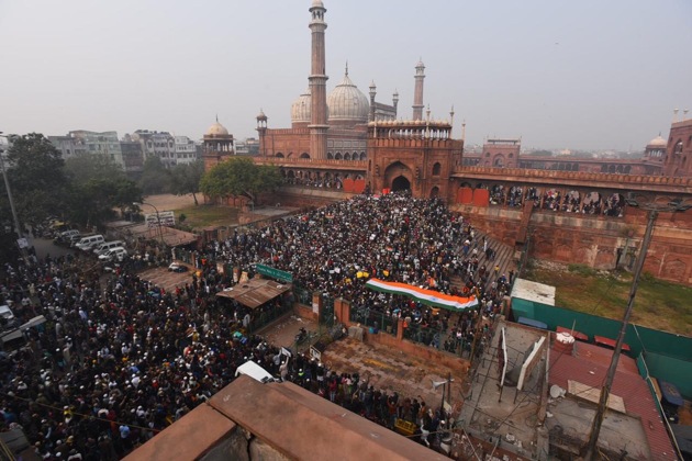 Hundreds gathered at Delhi’s Jama Masjid to protest against the Citizenship (Amendment) Act, December 20. 2019.(Raj K Raj / HT Photo) Hundreds gathered at Delhi’s Jama Masjid to protest against the Citizenship (Amendment) Act, December 20. 2019.(Raj K Raj / HT Photo)
