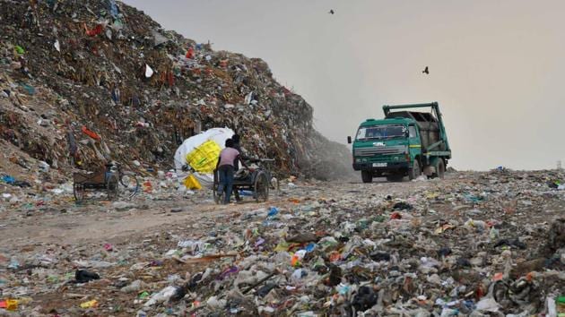 A view of the Dadumajra dumping ground in Chandigarh.(HT files)
