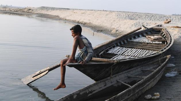 Decades of ethnic tensions and immigration from Bangladesh and West Bengal make Assam a case apart, as those excluded from the register are a mix of both Muslims and Hindus -- the latter mostly Bengali speakers who Assamese fear will undermine their culture. But elsewhere across India it is Muslims who fear they are government’s target when it says the national register will remove all “infiltrators” by 2024. (Sajjad Hussain / AFP) Decades of ethnic tensions and immigration from Bangladesh and West Bengal make Assam a case apart, as those excluded from the register are a mix of both Muslims and Hindus -- the latter mostly Bengali speakers who Assamese fear will undermine their culture. But elsewhere across India it is Muslims who fear they are government’s target when it says the national register will remove all “infiltrators” by 2024. (Sajjad Hussain / AFP)