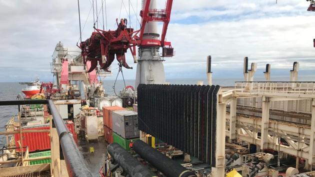 Allseas' deep sea pipe laying ship Solitaire lays pipes for Nord Stream 2 pipeline in the Baltic Sea September 13, 2019. (REUTERS) Allseas' deep sea pipe laying ship Solitaire lays pipes for Nord Stream 2 pipeline in the Baltic Sea September 13, 2019. (REUTERS)