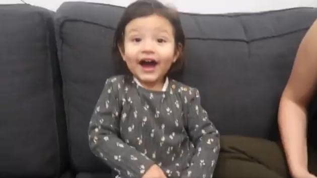 Girl receives early Christmas 2019 gift, her reaction wins Twitter. (Twitter) Girl receives early Christmas 2019 gift, her reaction wins Twitter. (Twitter)
