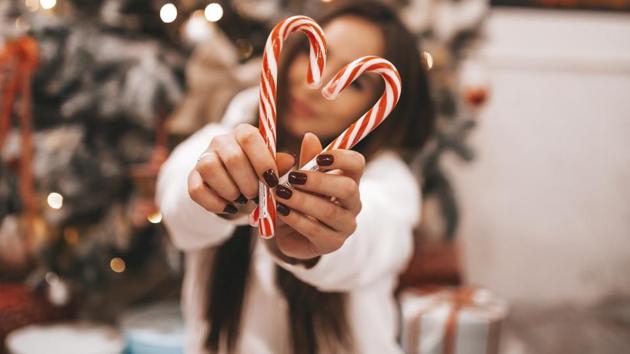 Snowmanning aside, these relationship hacks could be the treat you need this Holiday season.(Unsplash)