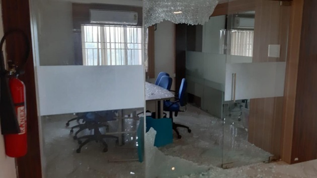Students vandalised a company owned by the JSW Group in Odisha. (HT Photo) Students vandalised a company owned by the JSW Group in Odisha. (HT Photo)