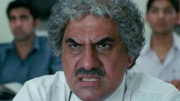 Boman Irani as Viru Sahastrabudhe in 3 Idiots.