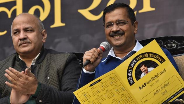 Delhi CM Arvind Kejriwal with Manish Sidodia during the presentation of the Aam Aadmi Party’s ‘AAP ka Report Card’ in New Delhi, India, on December 24, 2019.(Sanjeev Verma/HT PHOTO) Delhi CM Arvind Kejriwal with Manish Sidodia during the presentation of the Aam Aadmi Party’s ‘AAP ka Report Card’ in New Delhi, India, on December 24, 2019.(Sanjeev Verma/HT PHOTO)
