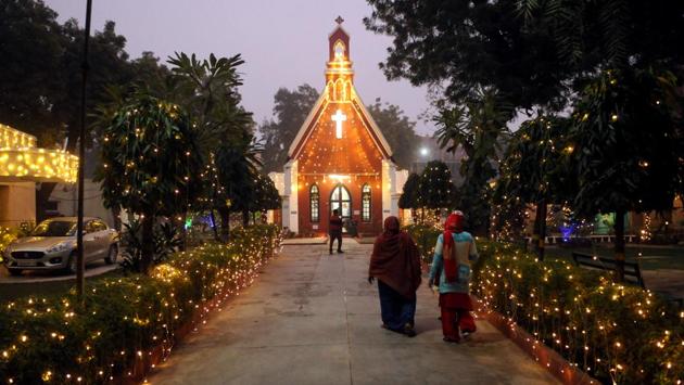 The Church of Epiphany, the oldest church of Gurugram, decorated with lights on Christmas Eve, at Civil Lines, near Mor Chowk, in Gurugram, Haryana. (Parveen Kumar / HT Photo) The Church of Epiphany, the oldest church of Gurugram, decorated with lights on Christmas Eve, at Civil Lines, near Mor Chowk, in Gurugram, Haryana. (Parveen Kumar / HT Photo)